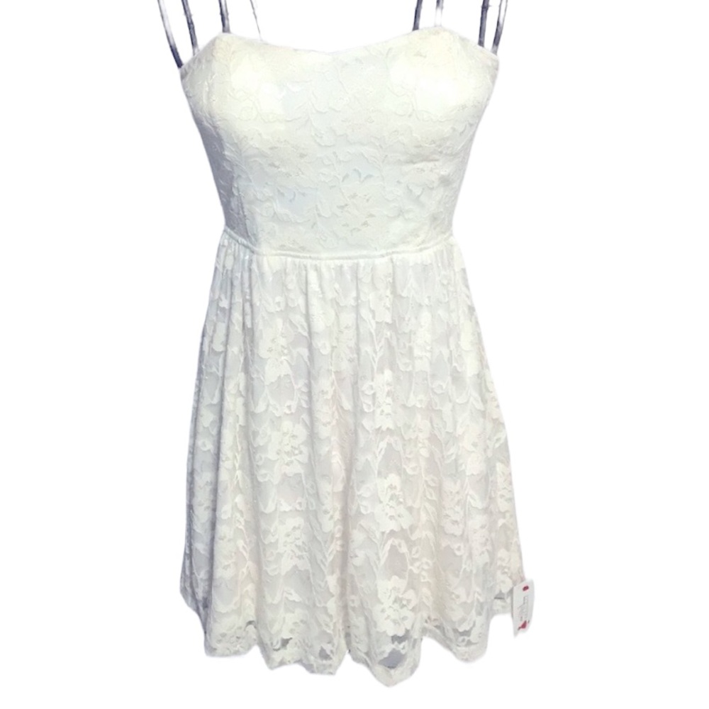 NWT Red Dress Boutique Cream Floral Lace Sweetheart Strapless Cutout Dress SZ M